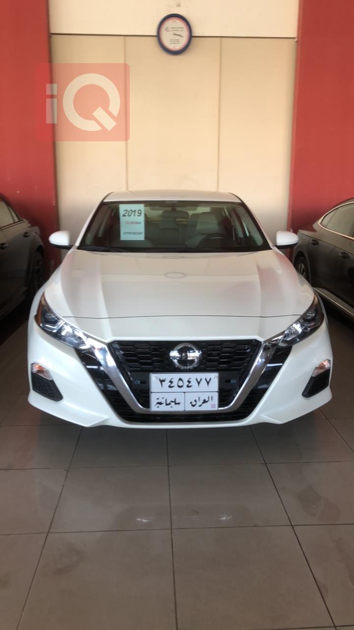 Nissan Altima
